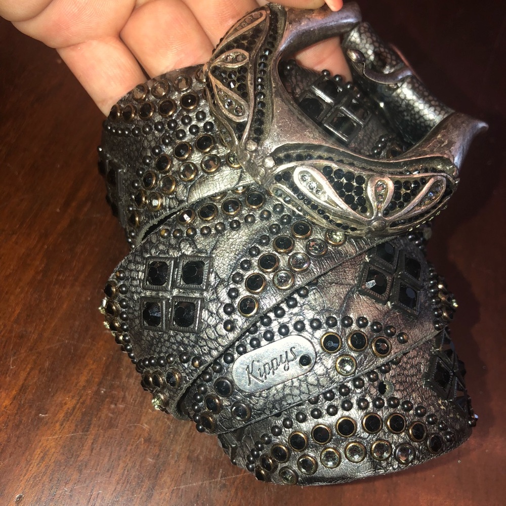 Kippy’s belt